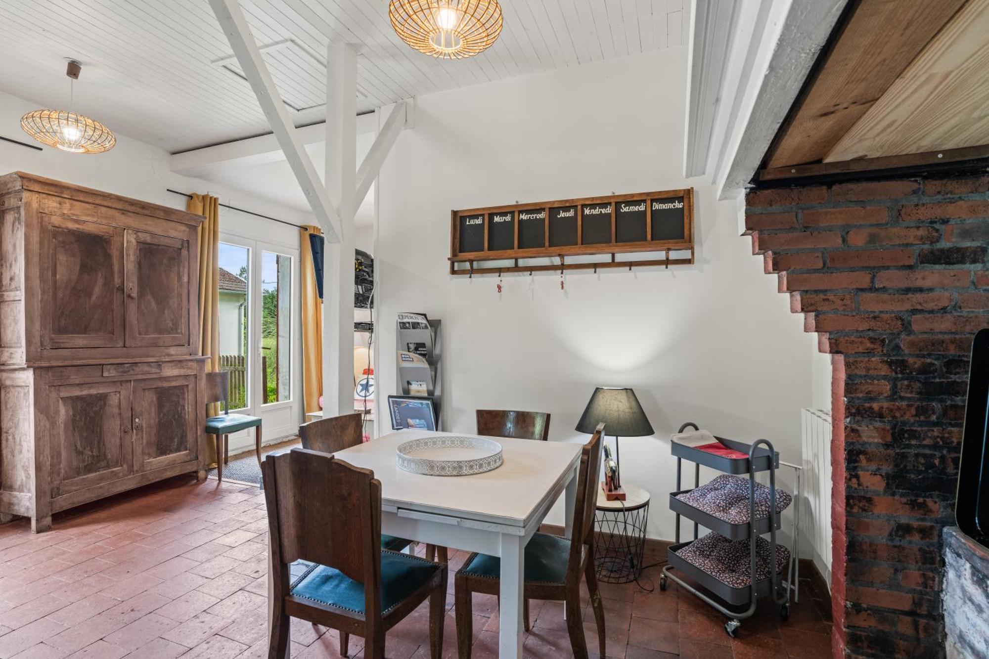 D&D, La Maison Des Ecureuils Lesperon  Exteriör bild
